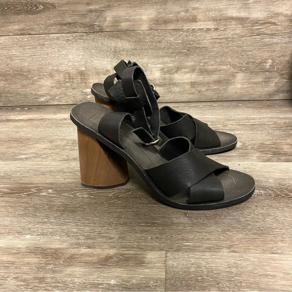 Dolce Vita | Athena Heeled Sandals With Wooden Heels Size 9